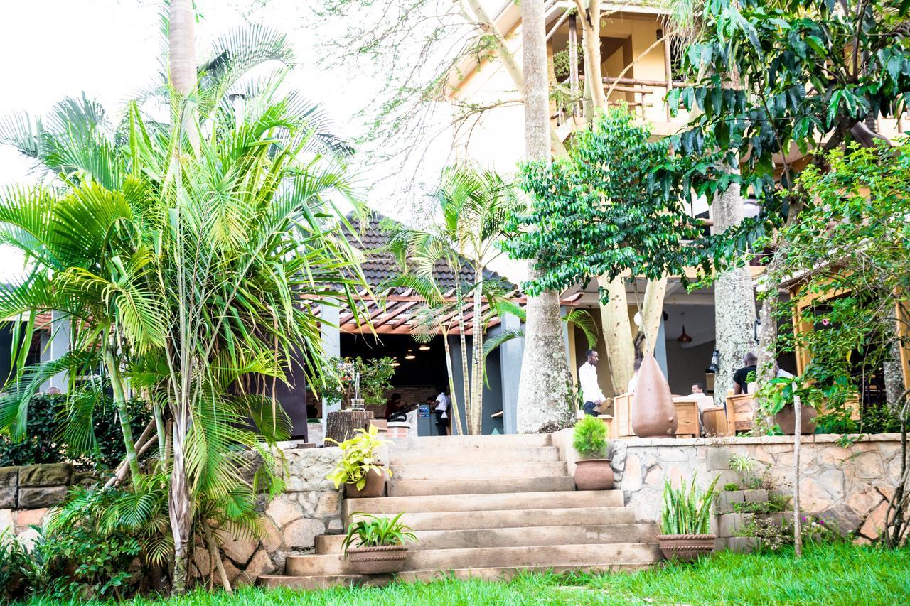 Meley Impala Hotel Munyonyo Extérieur photo